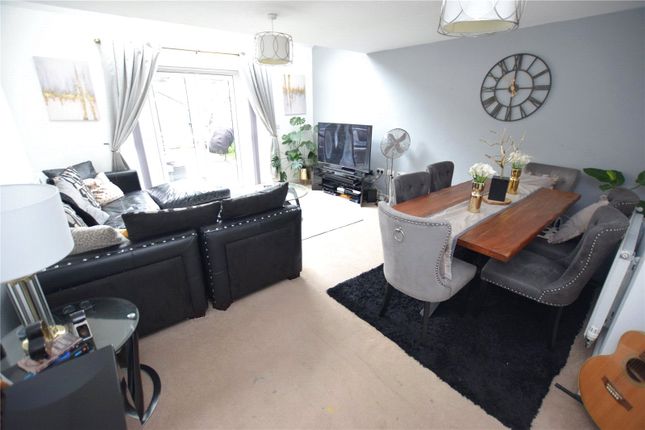End terrace house to rent in Stamp Acre, Dunstable, Bedfordshire