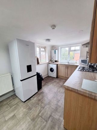 Flat 2, 109 Oxford Road, Reading photo 5