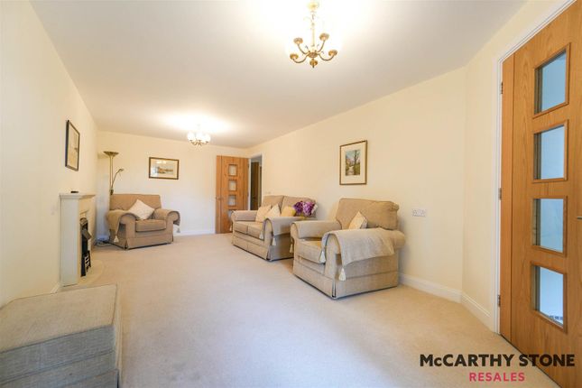 21 Thorneycroft, Wood Road, Wolverhampton photo 4