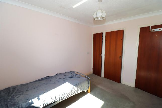 Flat 33, Belmont, Terminus Road, Bexhill-On-Sea photo 4
