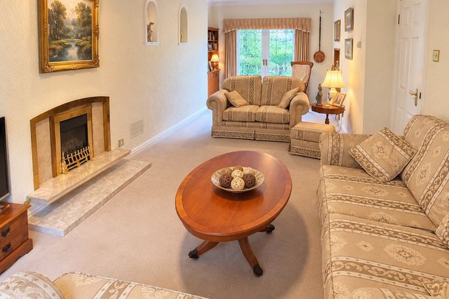 16, Park Walk, Brierley Hill photo 4