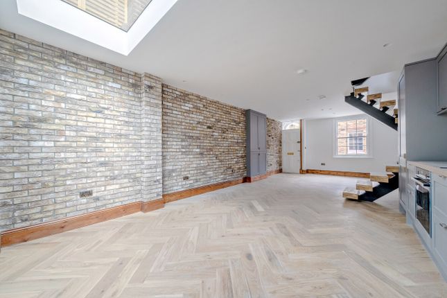 3, Brigade Street, London photo 2