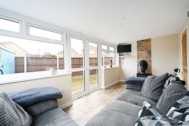 2, Rothbury Close, Sheffield photo 4
