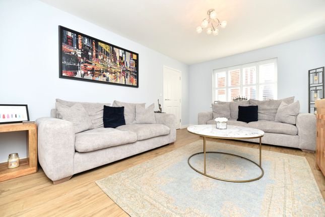 18 Park Close, Huntingdon photo 4