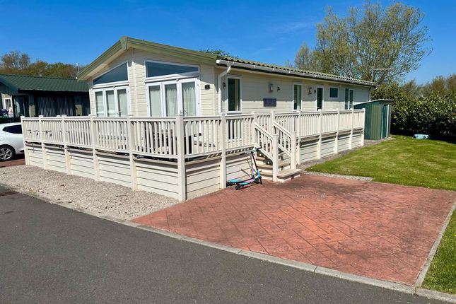 3-bed caravan on Riverside Holiday Park, Southport New Rd Banks, Southport, £129,995