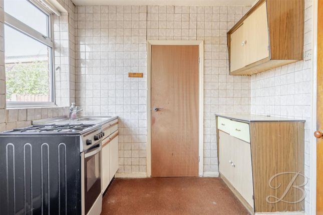 65, Kilton Crescent, Worksop photo 4