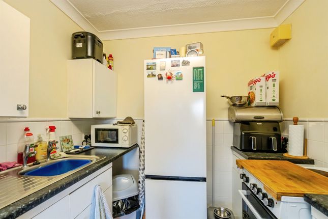 Flat 59, Homecroft House, Sylvan Way, Bognor Regis photo 4