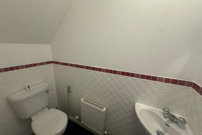 Unknown, NORTHAMPTON photo 4