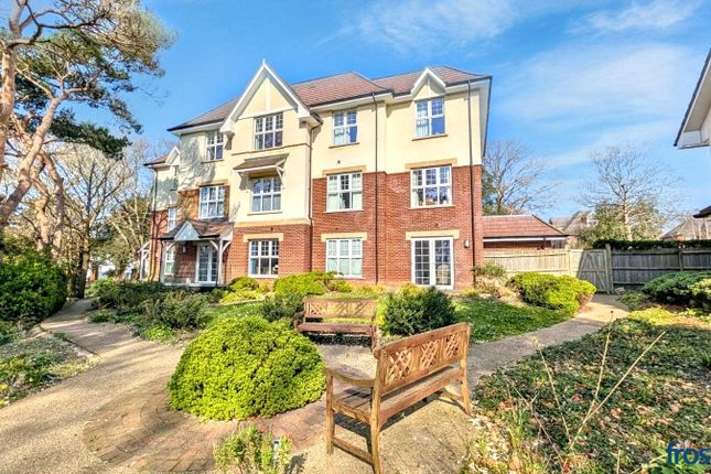 1-bed flat on 2 Edward Court, 88, Alexandra Road, Poole, £197,000