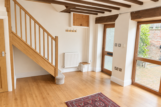 5 Whites Yard,, Fore Street, Somerset photo 2