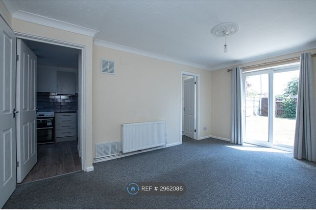Birch Drive, Bournemouth photo 5