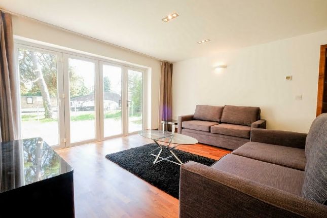 100,, Kings Mill Way, Denham photo 3