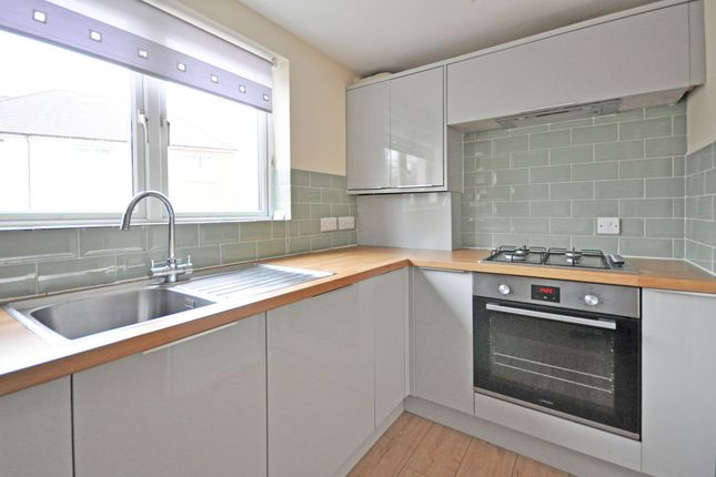 Flat 3, Marine House, Golden Mile View, Newport photo 3