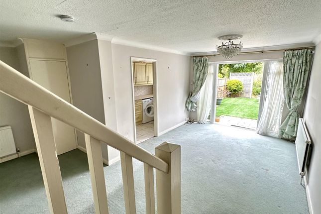 54, Tanners Crescent, Hertford photo 2