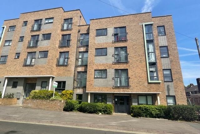 1 bed flat to rent in Hinkler Road, Southampton SO19