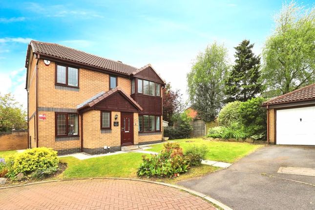 Thumbnail Detached house for sale in Starbeck Close, Bury