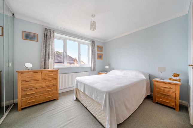 17, Merrick Way, Chandler's Ford photo 4