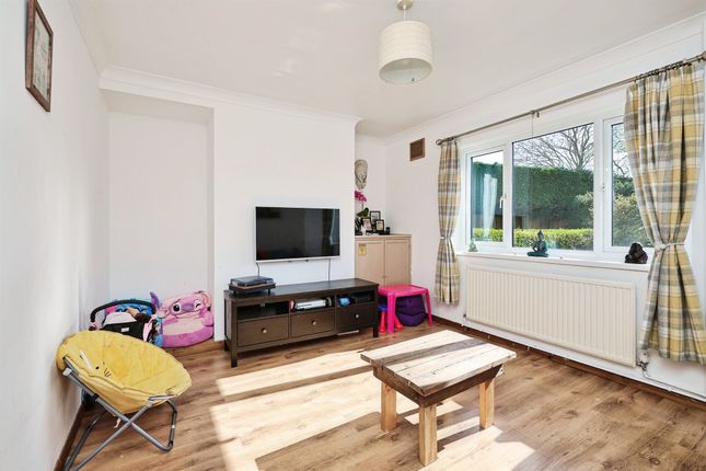 9, The Crescent, Peterborough photo 2