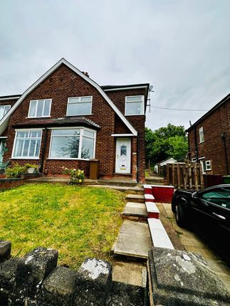 Thumbnail Semi-detached house to rent in Cliff Closes Road, Scunthorpe