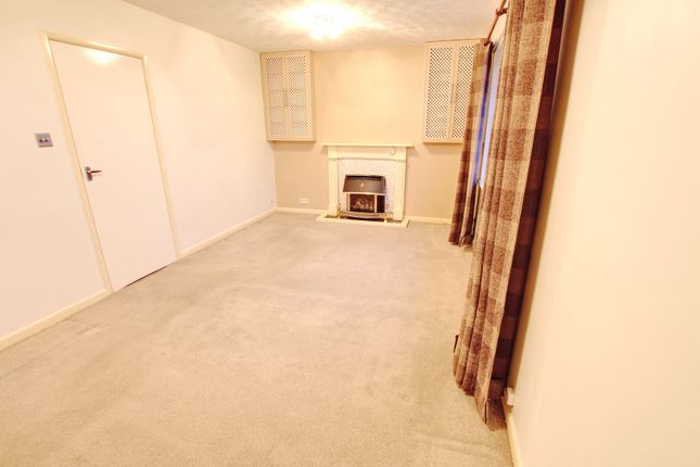 16, Madeline Close, Poole photo 2