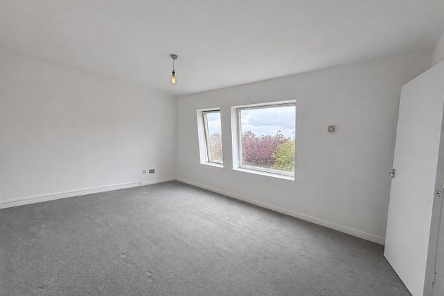 25, Rosemont Court, Alphington, Exeter photo 2