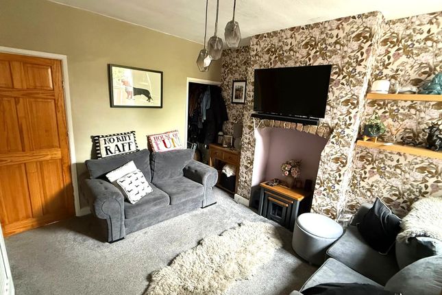 81, Windsor Street, Beeston photo 3