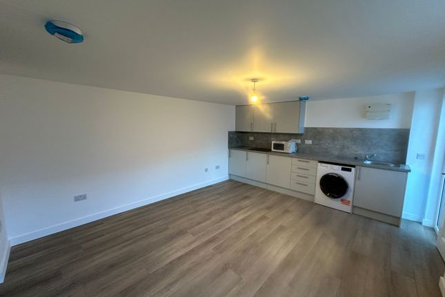 Flat 10, 47 York Place Perth PH2 8EH photo 2