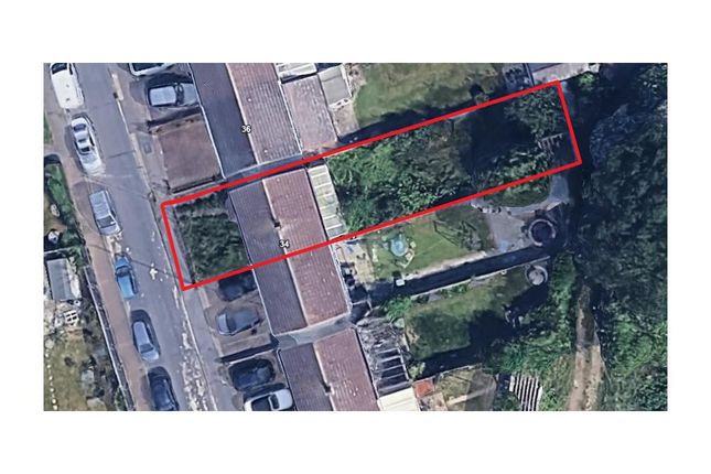 32, Laurel Avenue, Wickford photo 3
