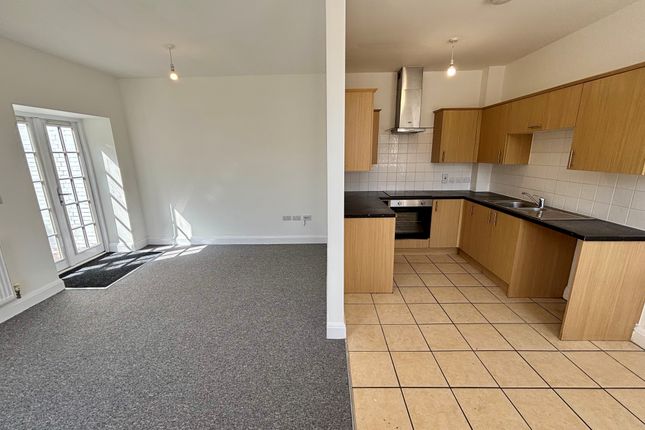 21a, London Road, BRANDON photo 4