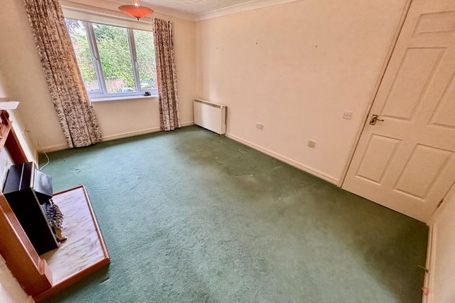 Flat 24, Parkfield Court, 38-40 Barlow Moor Road, Didsbury photo 4