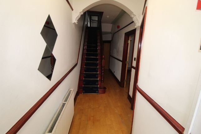 9, Doyle Gardens, Kensal Rise, London photo 4