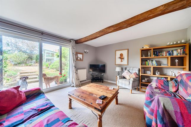 Meadow Bank, Close Drive, Middle Street, Crewkerne photo 4