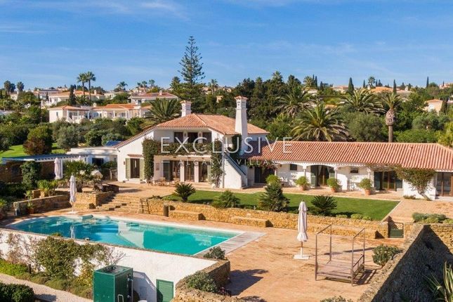 Villa for sale in Praia Da Luz, Lagos, Portugal