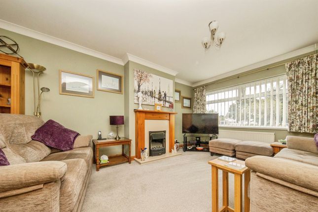 4, Bridport Avenue, Ipswich photo 4