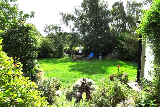 Whydale, Durlock Road, Ash photo 4