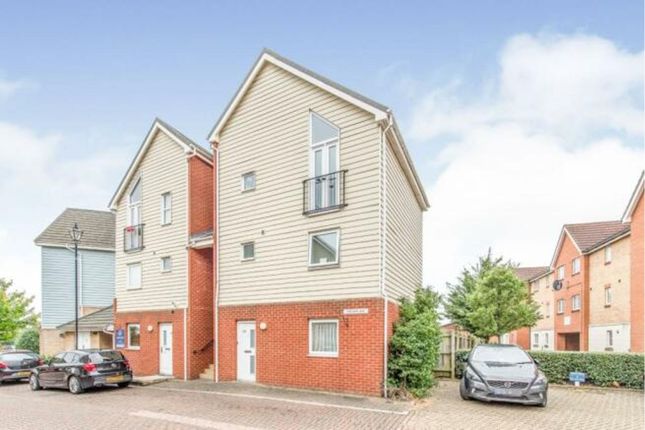 Thumbnail Flat to rent in Fire Opal Way, Sittingbourne