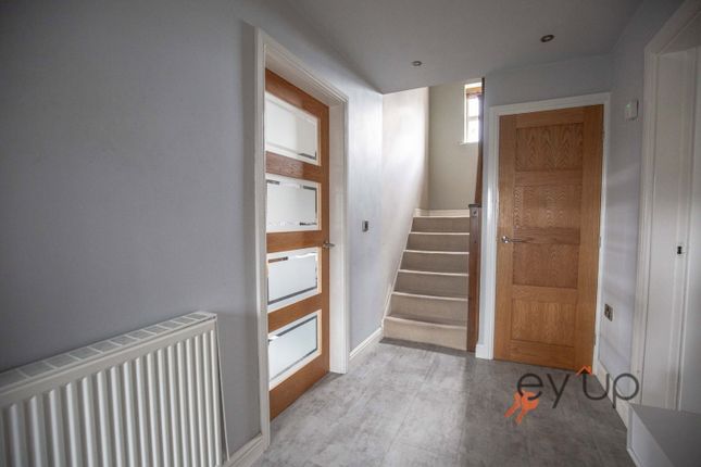 14a, Dewsbury Gate Road, Dewsbury photo 4