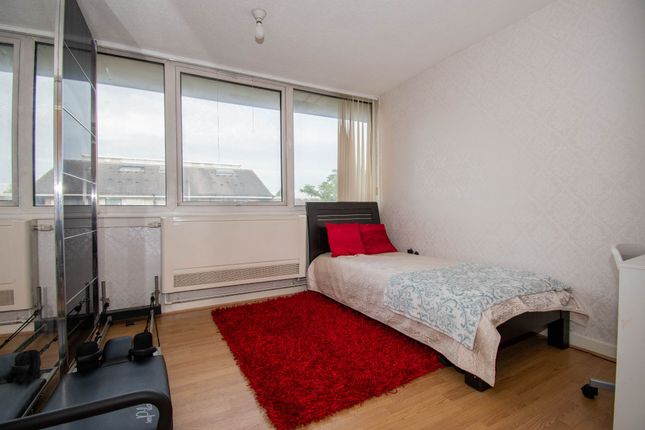 Town house for sale in Stubbs Road, Leicester