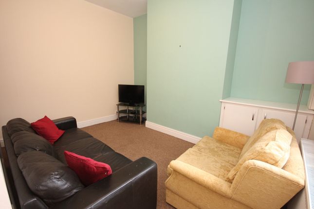 Thumbnail Shared accommodation to rent in Norris Street, Preston