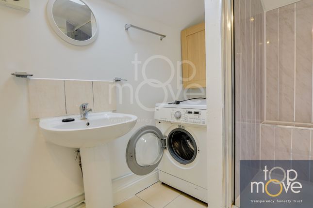 157a, Cherry Orchard Road, East Croydon photo 3