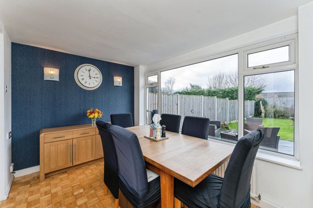 21, Lees Lane, Neston photo 3
