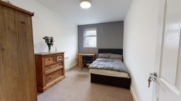 4, Whitfield house, Plymouth photo 3