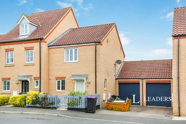 2-bed semi-detached on Sandown Drive, Lincolnshire, £995/mo