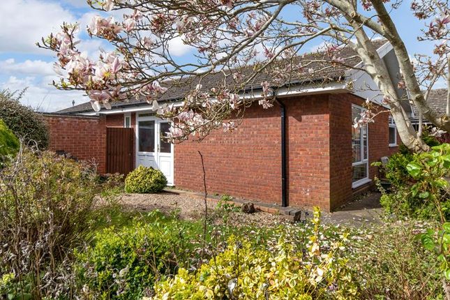 Bungalow for sale in Cromarty, Hillview Gardens, Worcester, Worcestershire