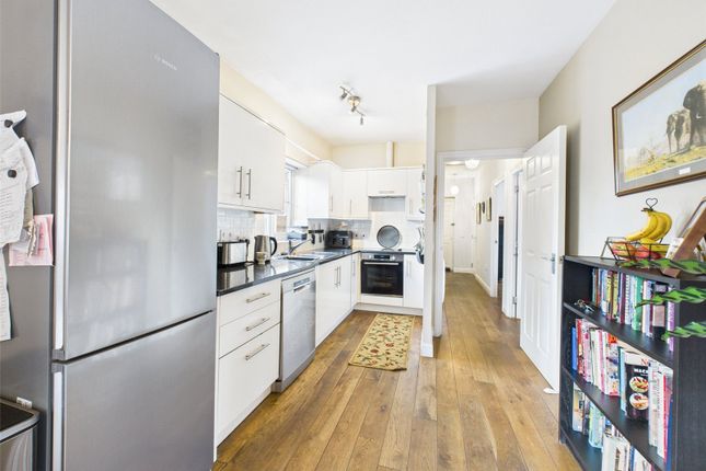 44, Home Orchard, Stroud photo 3