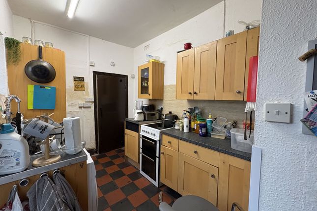71, Caernafon Road, Bangor photo 2
