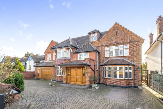 Thumbnail Detached house for sale in Broad Walk, Winchmore Hill, London