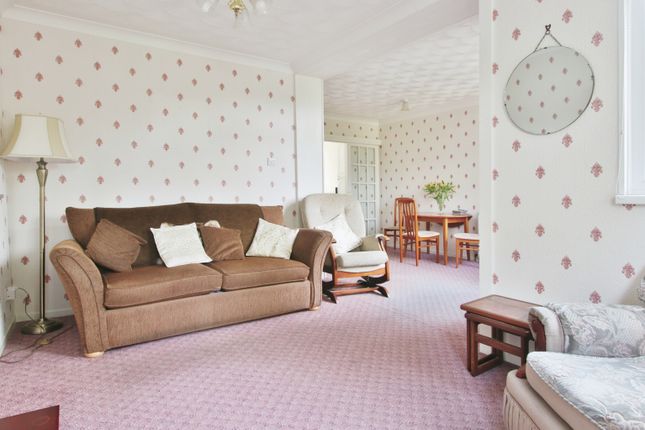 End terrace house for sale in St. Joseph Drive, Hull
