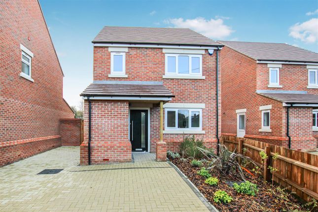 Detached house for sale in (3) Danes Way, Pilgrims Hatch, Brentwood CM15