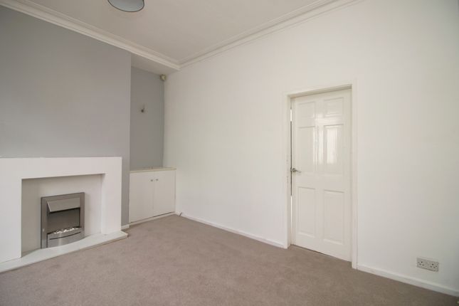 5, Seymour Street, Fleetwood photo 4
